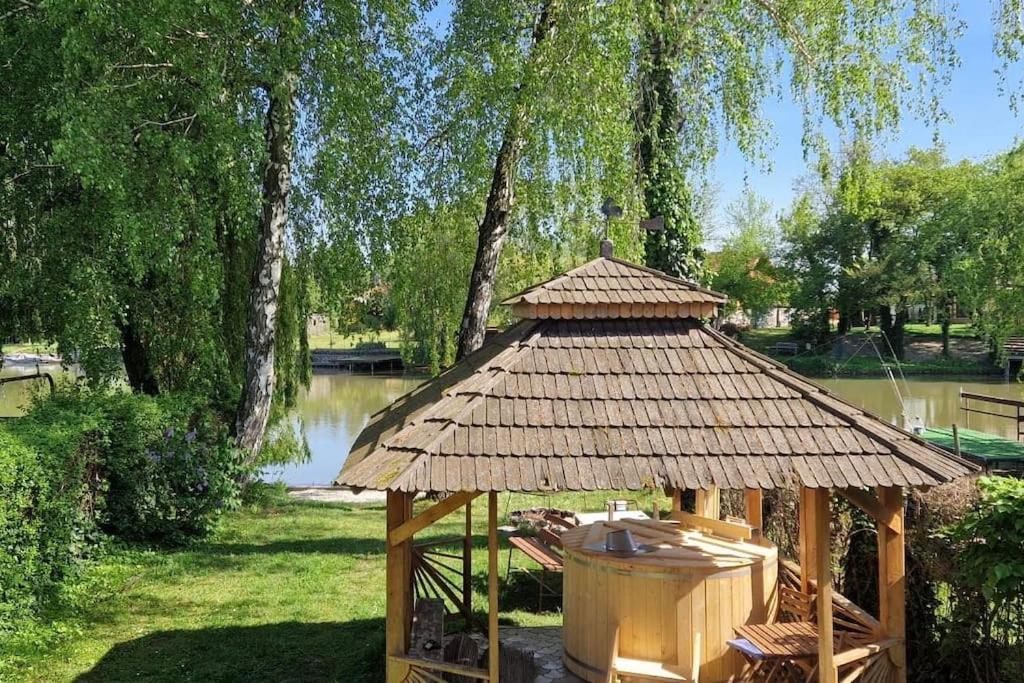 Chata Donau Jahodná 外观 照片